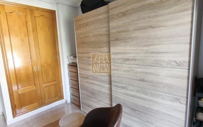 Lovely ground floor apartment with a large terrace.